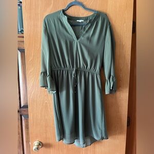 Maurice’s green dress